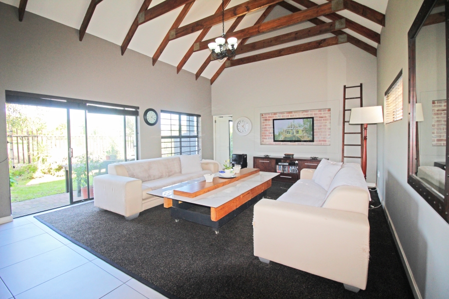 3 Bedroom Property for Sale in Country Club Western Cape